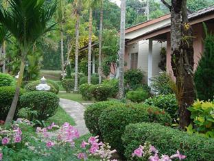 Holiday Village And Natural Garden Resort Phuket Exterior photo